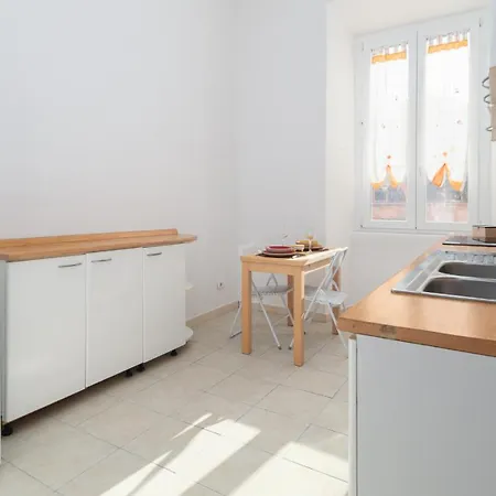 Apartment Don Leandro's House By Rentbeat Civitavecchia